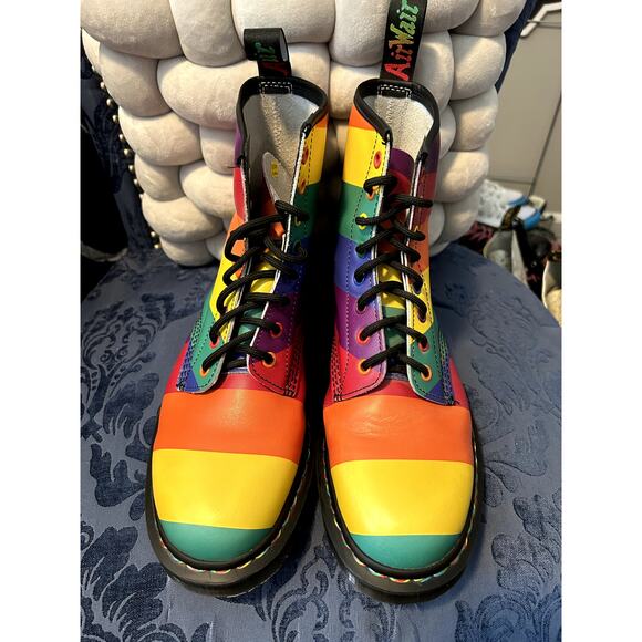 Dr Martens Pride Rainbow 1460s Size 11/EU 43 - Picture 7 of 9